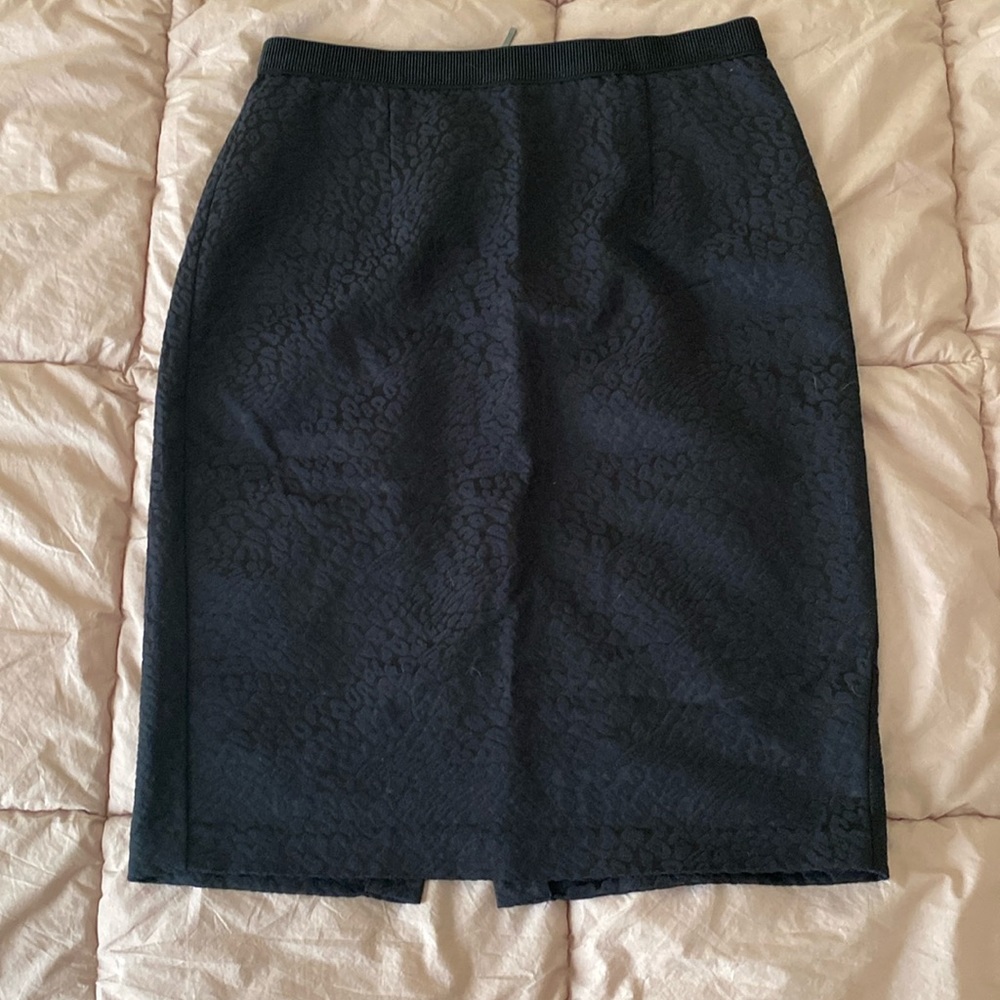 ASOS Oasis Women’s Leopard embossed pencil skirt, Black, Size UK 10/36